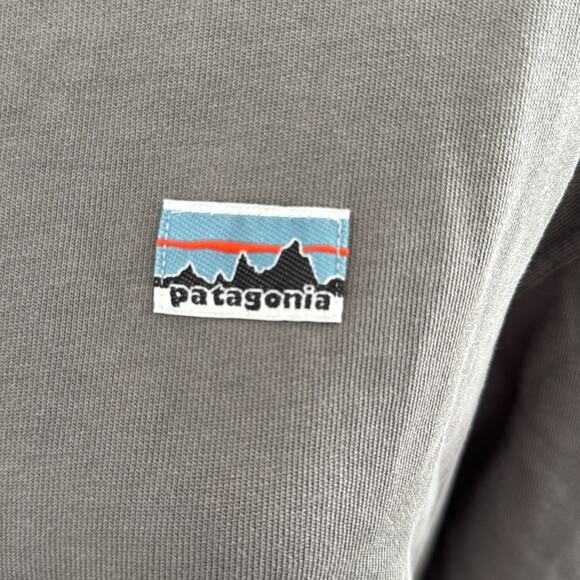 Patagonia Light Gray Crewneck Sweatshirt - Picture 3 of 4